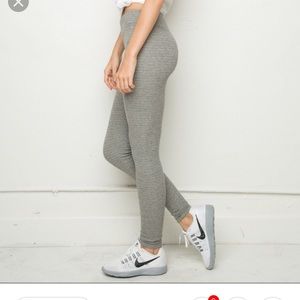 Brandy Melville gray leggings